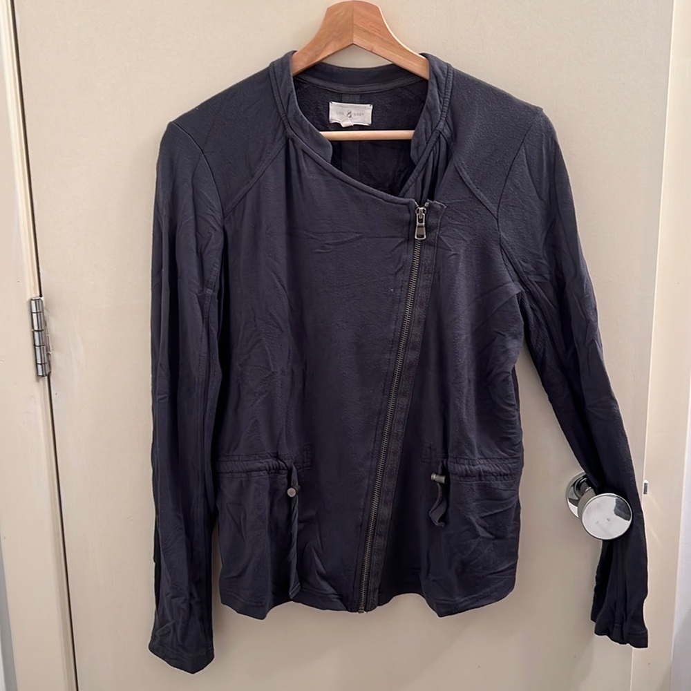 Lou and gray zip up sweater/cardigan
